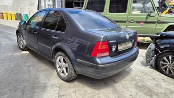 Volkswagen Bora 1,6i 74kw - 5