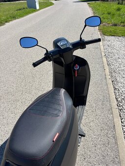 Lambretta V125 Special - 5