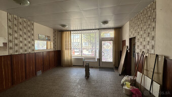 Rodinné domy pri námestí v centre mesta - 5