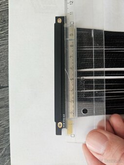 PCIe 4.0 x16 riser cable - kabel na grafiku - 5
