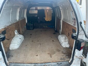 Hyundai H1 Van 2004. - 5