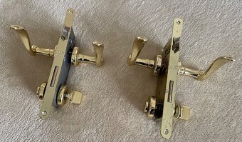 Dverové kovania - 5