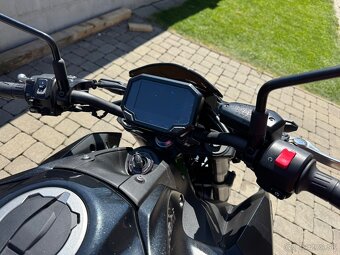 Kawasaki Z900 - 5