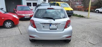 Toyota Yaris 1.0i rok 2012 naj.130000 km - 5