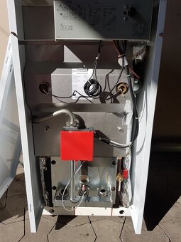 Predám zánovný stacionárny plynový kotol Protherm 30klom - 5