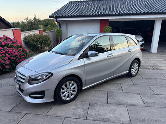 Predám Mercedes B trieda 180 A/T s benzínovým motorom - 5