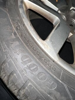 Sada ALU diskov original Peugeot R17, pneu Good Year - 5