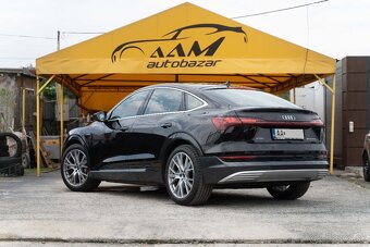 Audi E-tron 55 Sportback -LEN 24tis.km- NEBÚRANÉ - 5