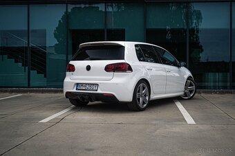 Volkswagen Golf 2.0 TFSI 270k R 4-Motion DSG - 5