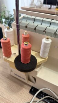 Šiaci stroj - Pfaff coverlock 4852 - 5