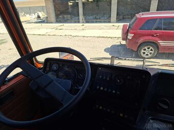 LIAZ 18.29 bez korby - 5