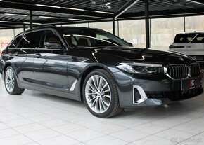 BMW Řada 5 530d xDrive Lux. Line DAP/Pano nafta automat - 5