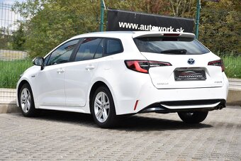 Toyota Corolla Kombi TS 2.0 HYBRID E-CVT SR 2021 DPH - 5