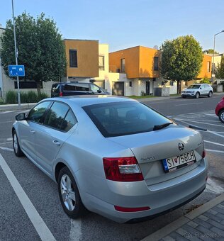 Škoda Octavia 1.6 TDI Ambition DSG - 5