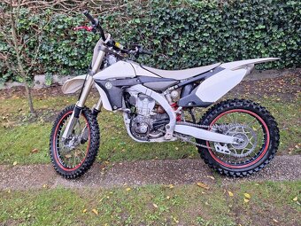 Yamaha YZ450 - 5