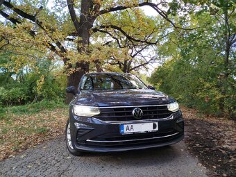 Volkswagen Tiguan - 5