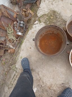 Staré liatinové hrnce - 5