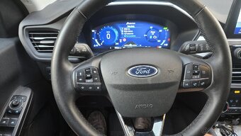 Predám Ford KUGA r.v2024 hybrid 4x4 automat,SK pôvod - 5