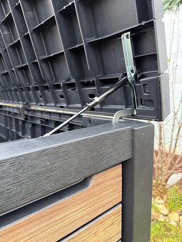 Predám úložný box – 630 l - 5