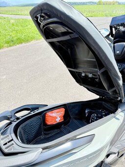 Honda Forza 125 - 5