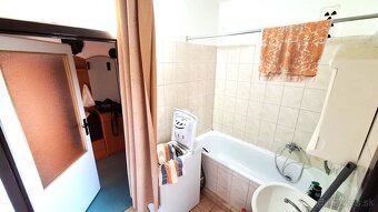 EXKLUZÍVNY PREDAJ-čiastočne prerobený 3 izb.byt s balkónom - 5
