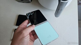 Samsung Galaxy Z Flip 6 mint - 12/256GB - aj vymením - 5