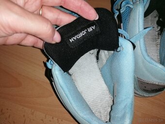 Air Jordan Retro University  tenisky veľ. 45 - 5