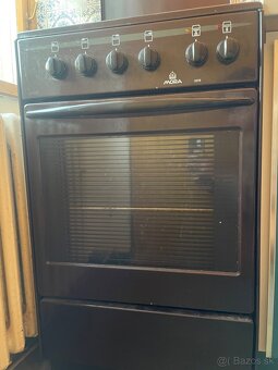 Celoelektricky sporák - 5