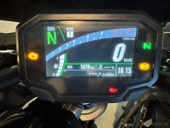 KAWASAKI Z650 - 5