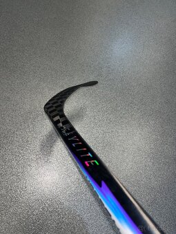 Hokejka Bauer Vapor Flylite - 5