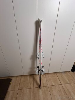 Lyže a lyžiarky - 5