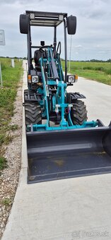 Klbovy nakladac HZM 906 - 5