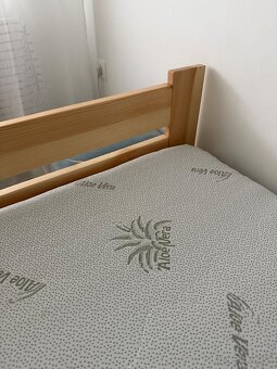 Drevená posteľ - 5