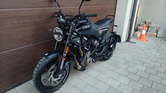 Husqvarna svartpilen 401, 1 majiteľ 8 tkm - 5