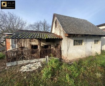 Parchovany na predaj starší rodinný dom. - 5