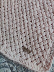 NOVÁ Broskyňová deka z Alize Puffy Fine - 5