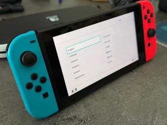 Nintendo Switch - 5