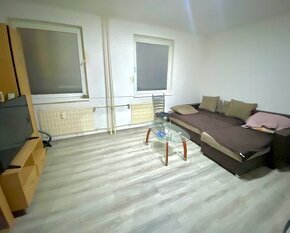 Predaj- 1 izbový byt na sídlisku JUH v Nových Zámkoch - 5