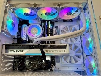 ⭐️ Ryzen 7 9800x3D, RTX 5070 Ti 16GB, 32GB RAM, 2TB, 850W - 5