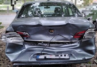 Škoda SUPERB 2 2.0 TDI 2010 predám KAPOTA, nárazník, BLATNIK - 5