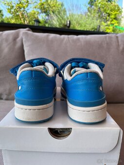 Dámske tenisky Adidas 38 a 1/2 - 5