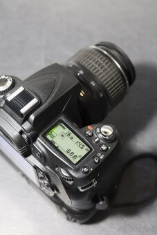 Nikon D90 + objektív 18-55mm - 5