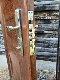 Bezpečnostné vchodové dvere - 5