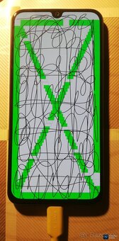 Samsung Galaxy A40 - 4/64/Android 11 - 5