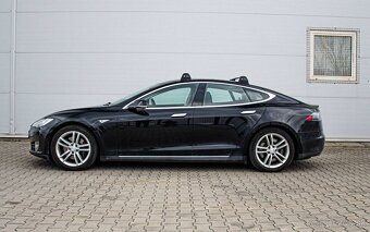 Tesla Model S 85 Free Supercharger - 5