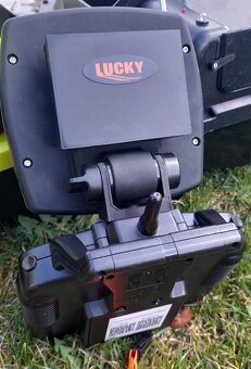 Zavažacia zakrmovacia lodka s GPS a farebným sonarom - 5