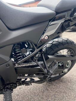 SUZUKI V-STROM 1050 DE - 5