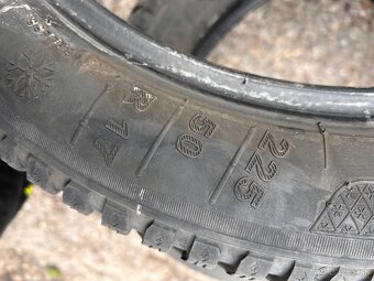 225/50 r17 - 5
