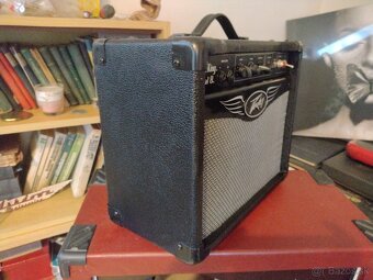 Harley Benton HB 35 plus + Peavey Valveking 8 - 5