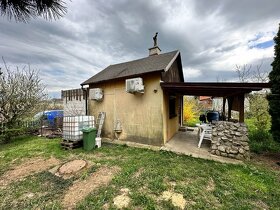 Zľava Chata so záhradou Hájky, výmena - 5